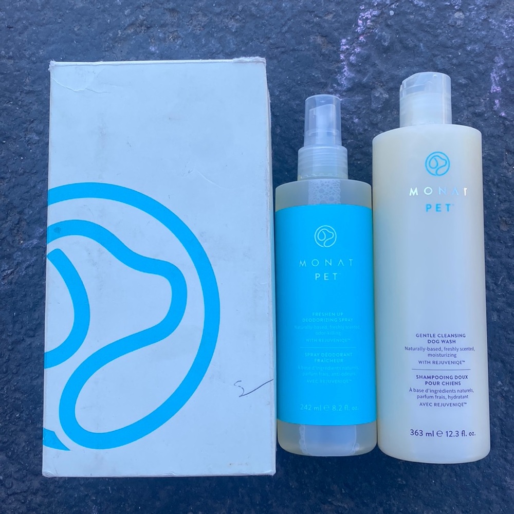 Monat Pet wash and freshening spray